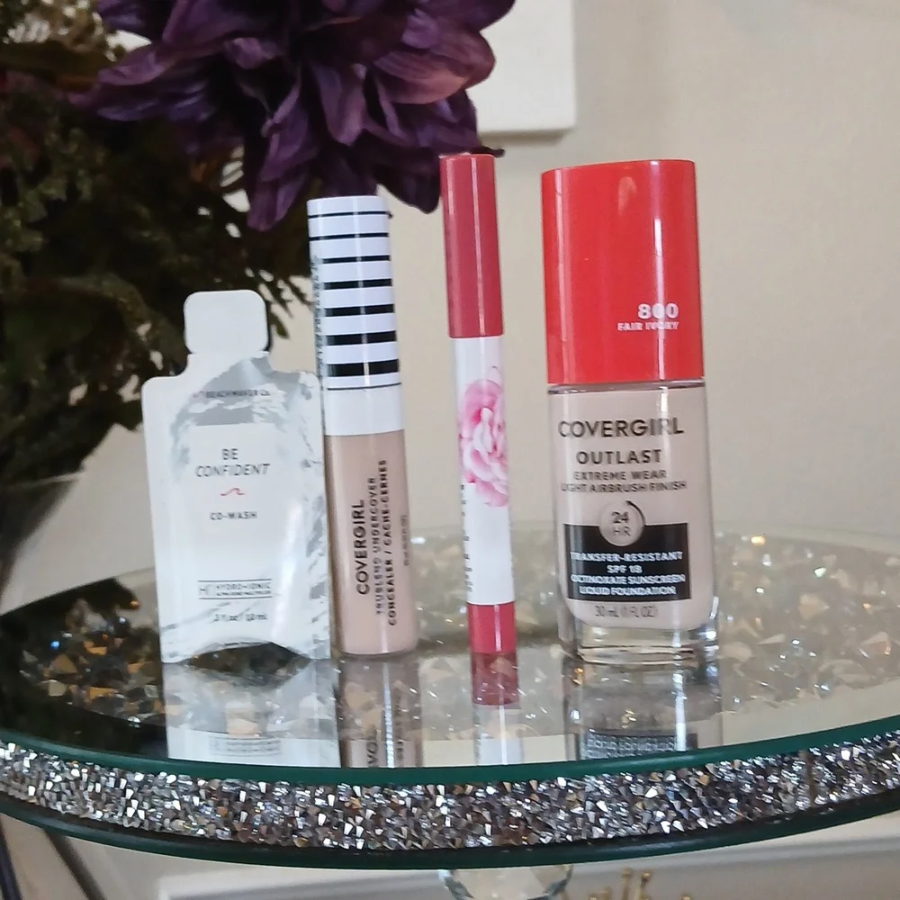 New Covergirl Ivory Foundation, Concealer- Physicians Lip Color Women's Makeup